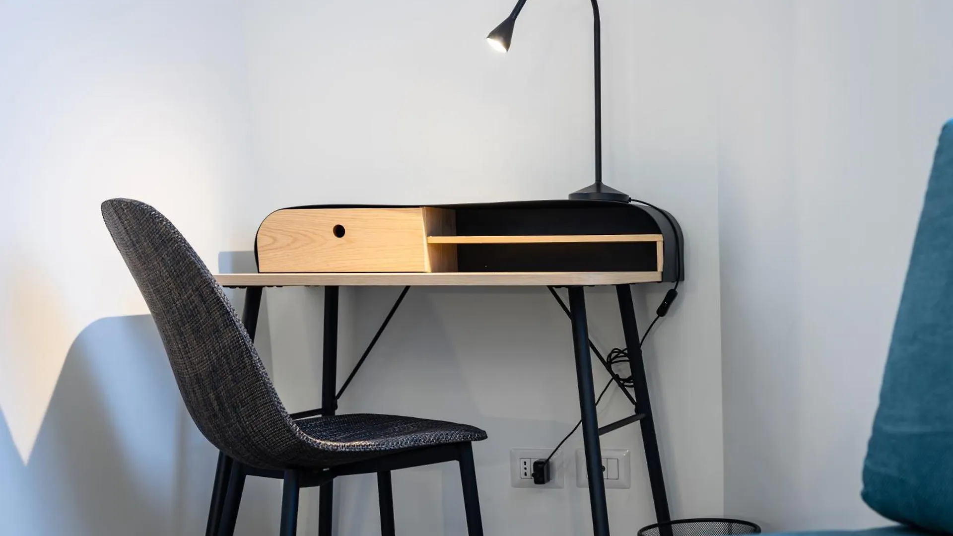 5' From Metro Lima, Design Studio Milan Italy